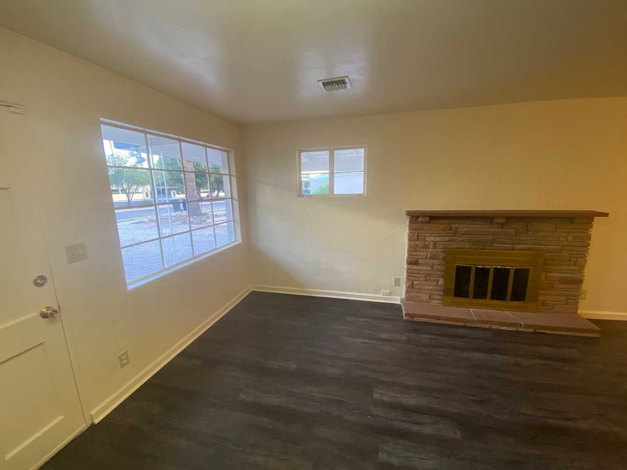 5609 E Pima St - Photo 4 of 20
