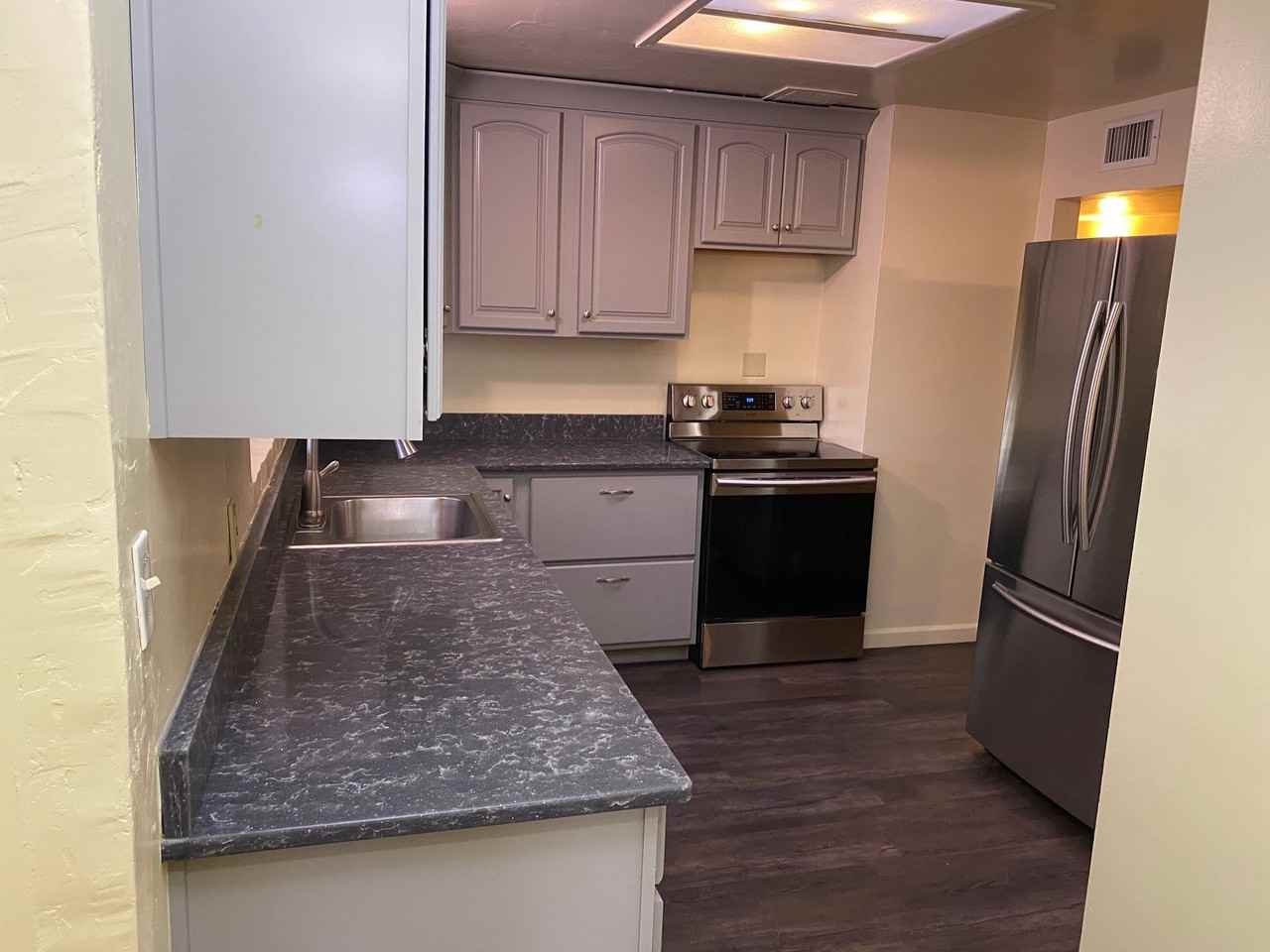 5609 E Pima St - Photo 5 of 20