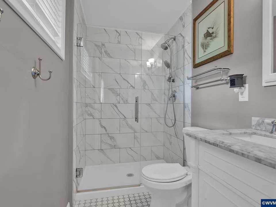 3230 Nw Norwood Dr - Photo 3 of 21