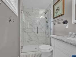 featured image of 3230 Nw Norwood Dr