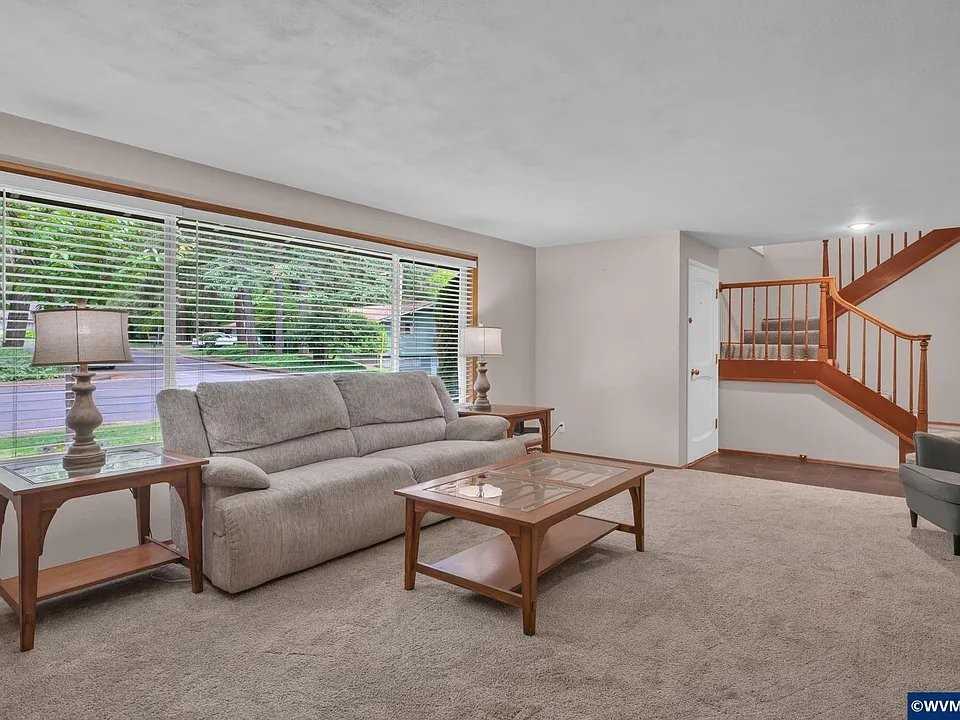 3230 Nw Norwood Dr - Photo 5 of 21