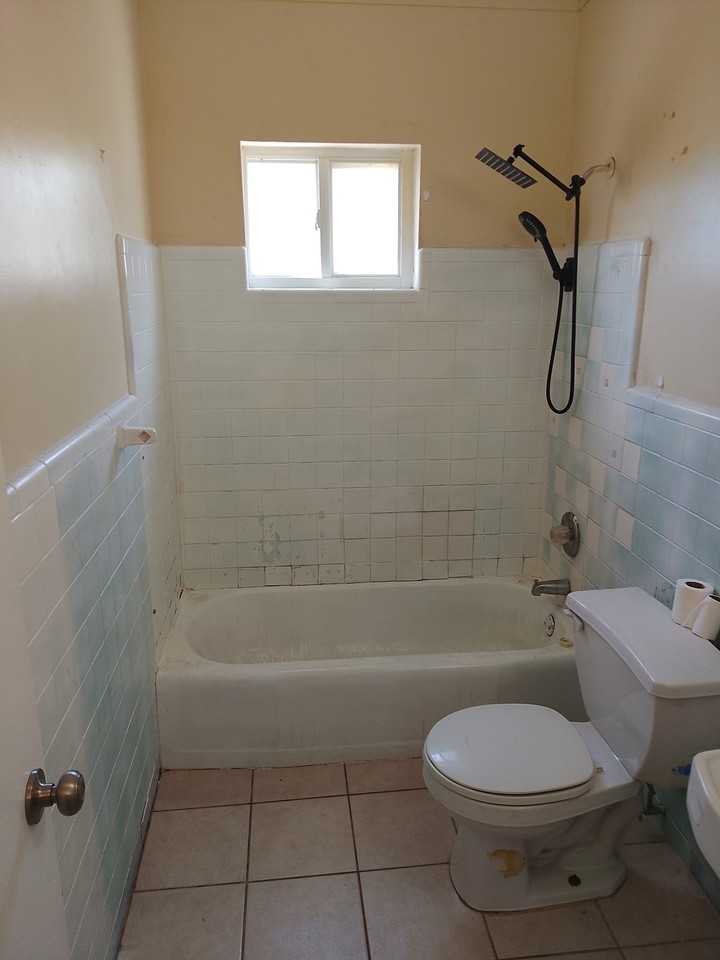 303 Bridle Path - Photo 2 of 3