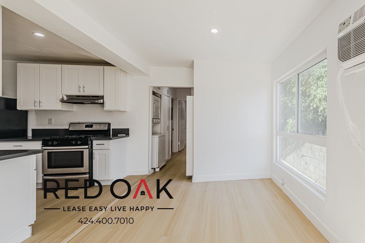 126 N Catalina St #3 - Photo 7 of 23