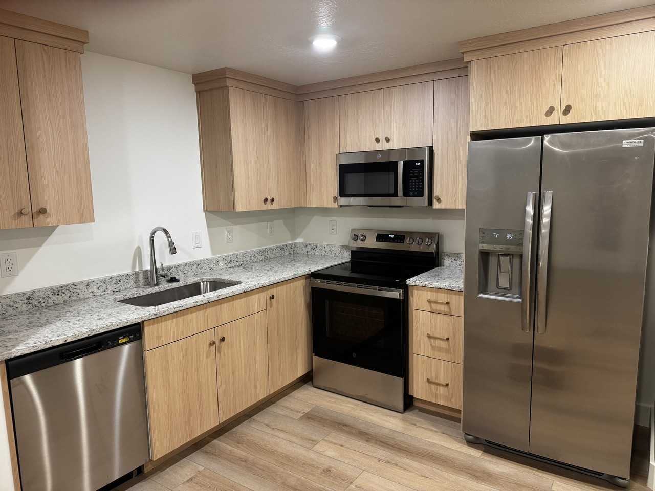 129 Se - Photo 3 of 12
