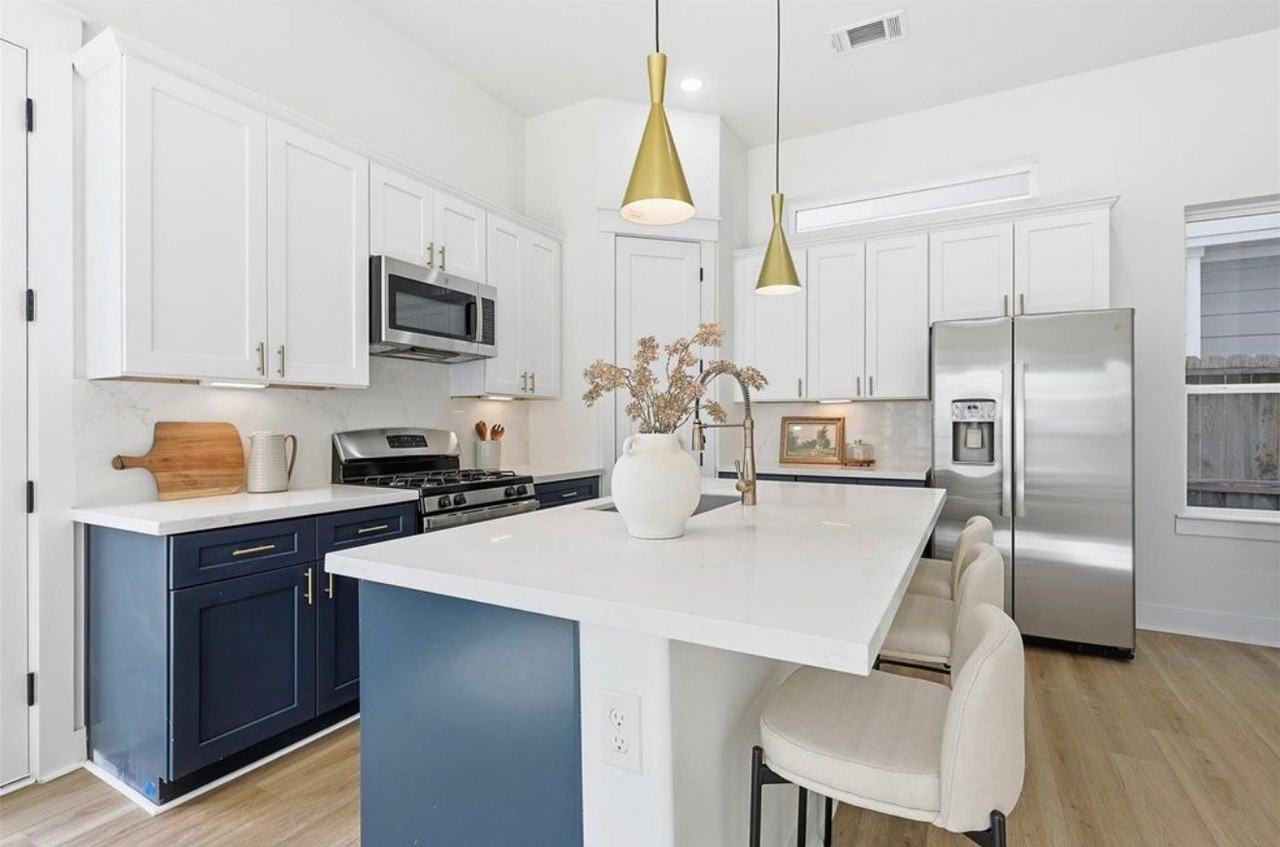 8909 Sunshine Laverne Lane - Photo 4 of 19