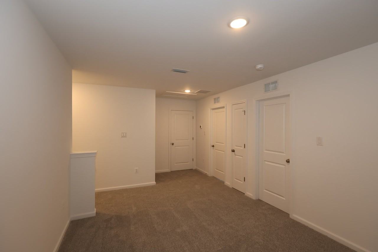 20436 Spyglass Cir - Photo 6 of 13