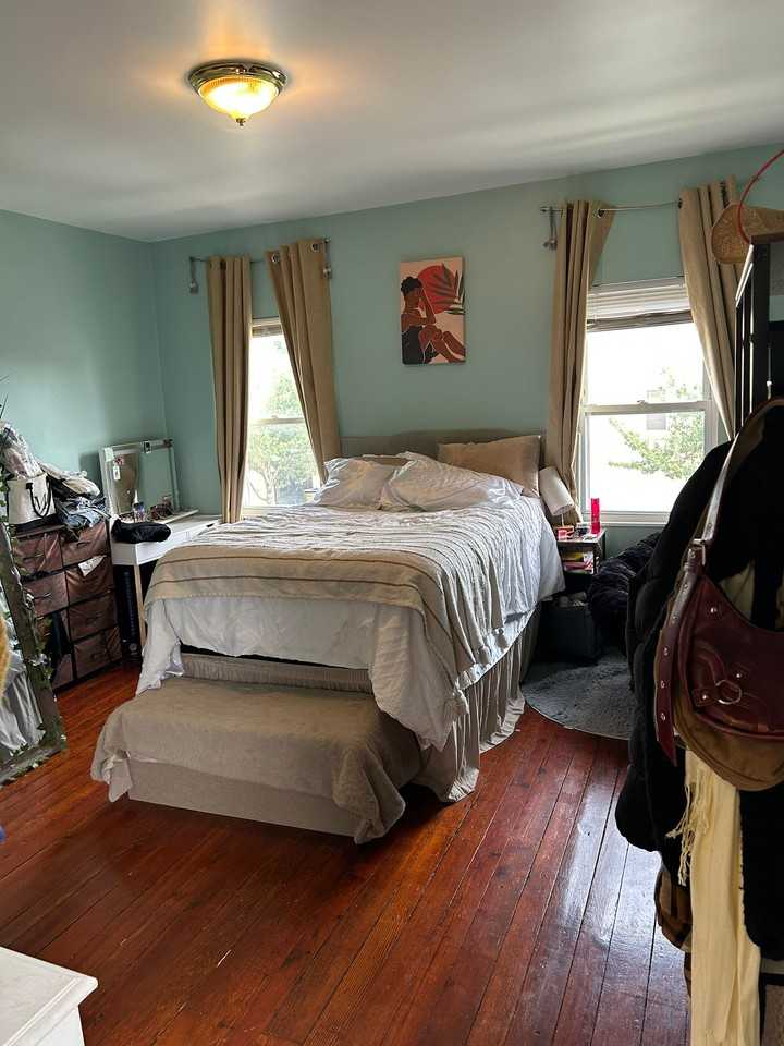 3001 Huntingdon Ave #2 - Photo 6 of 50