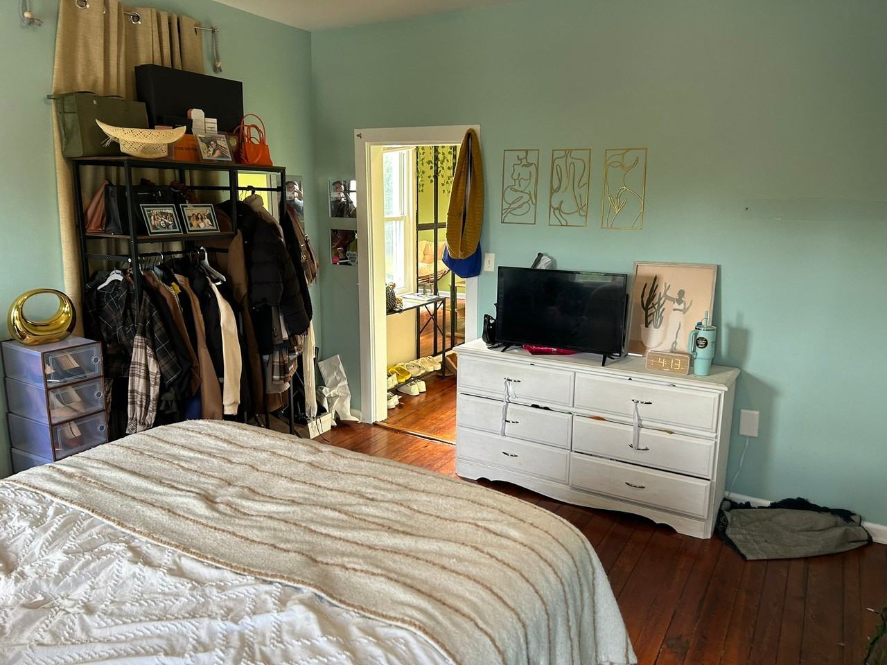 3001 Huntingdon Ave #2 - Photo 7 of 50
