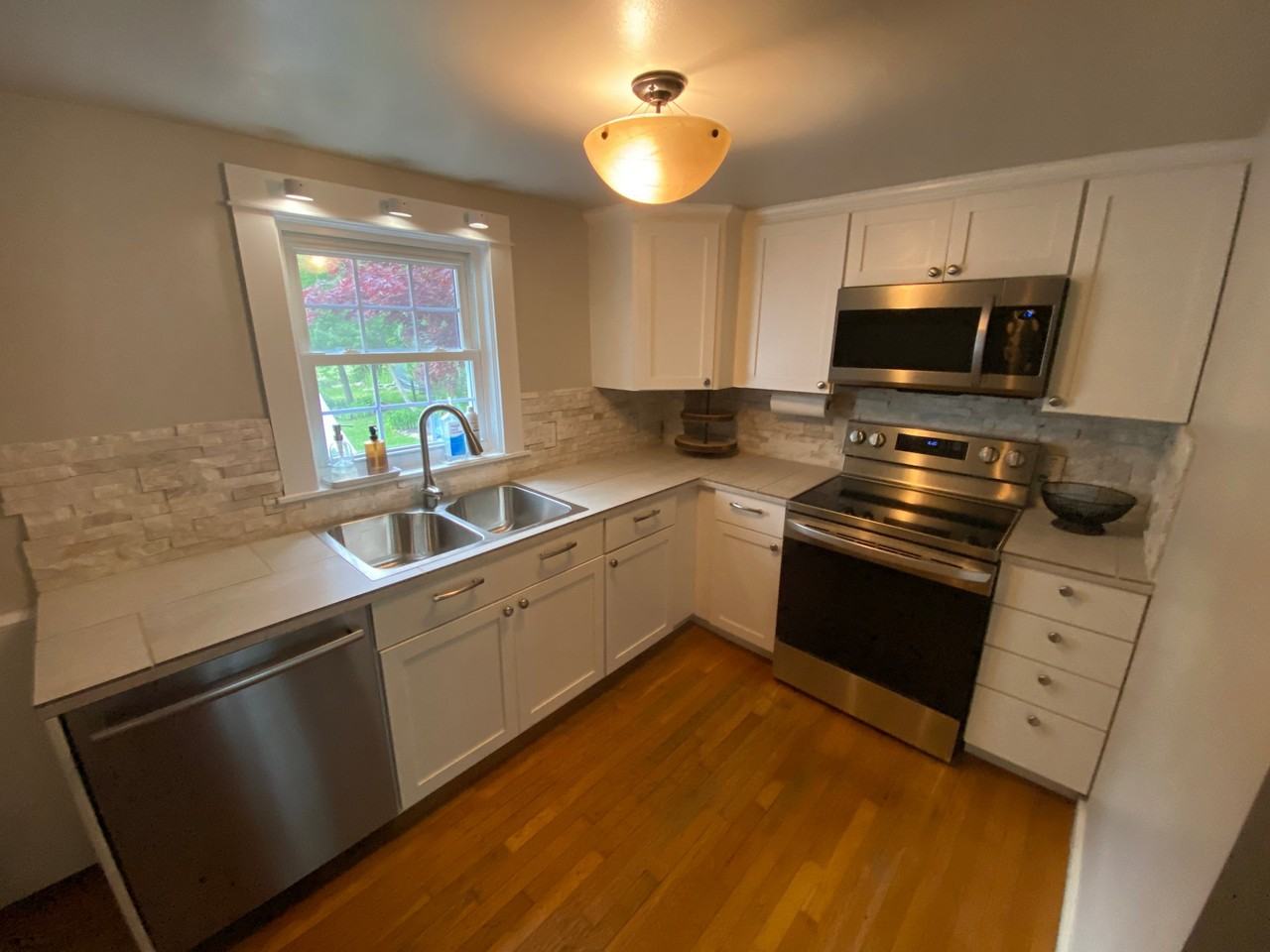 623 Middle Rd #A - Photo 6 of 6