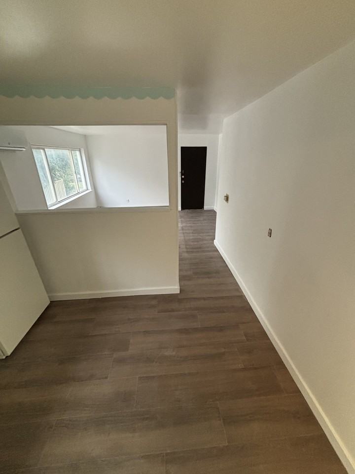68 R St #1 - Photo 2 of 9