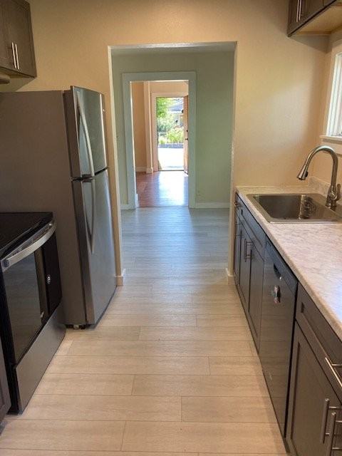 1442 Iron St - Photo 6 of 8
