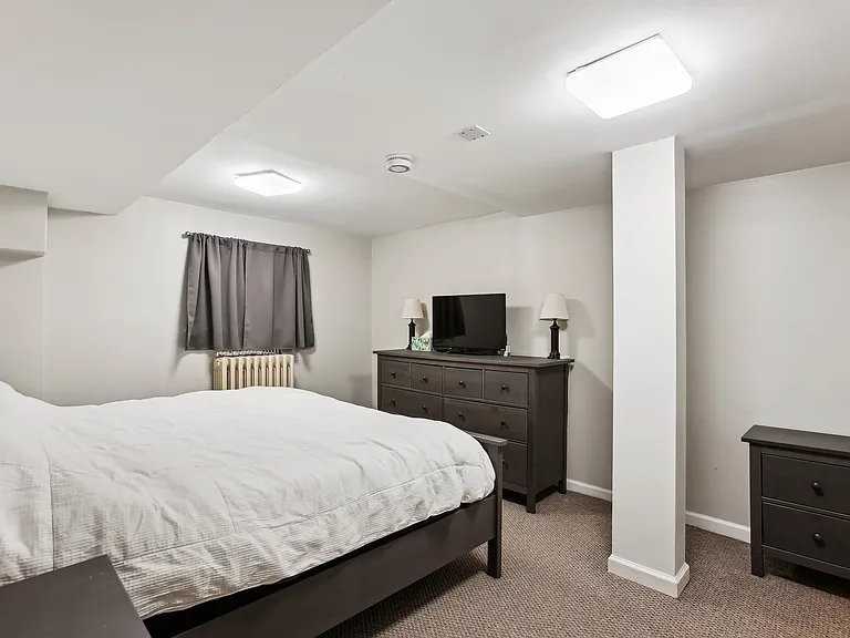2609 11th St Nw #B - Photo 2 of 13
