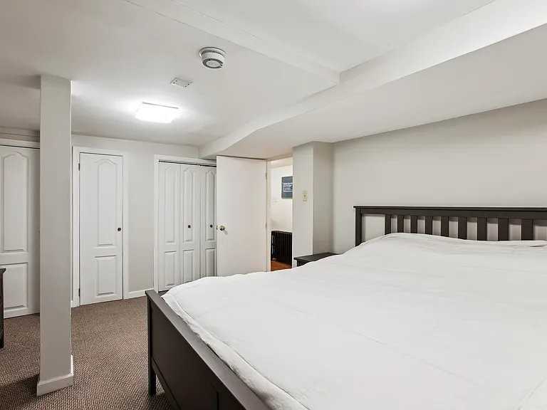 2609 11th St Nw #B - Photo 3 of 13