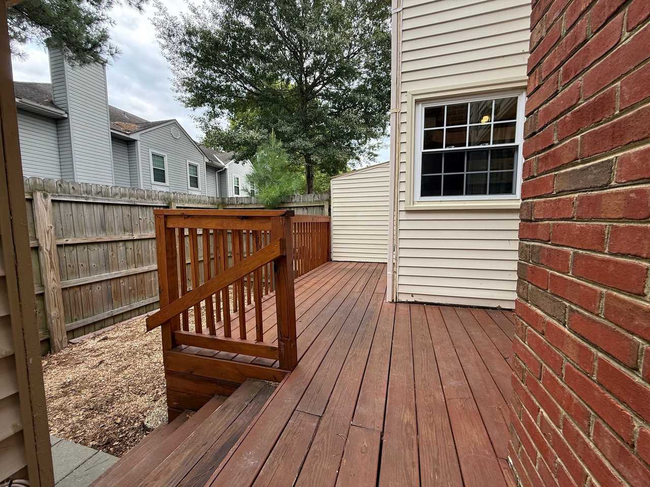 722 Lord Dunmore Dr - Photo 6 of 19