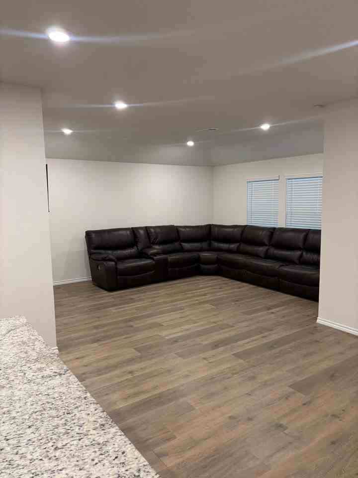 2551 Quiet Oak Ln - Photo 5 of 20