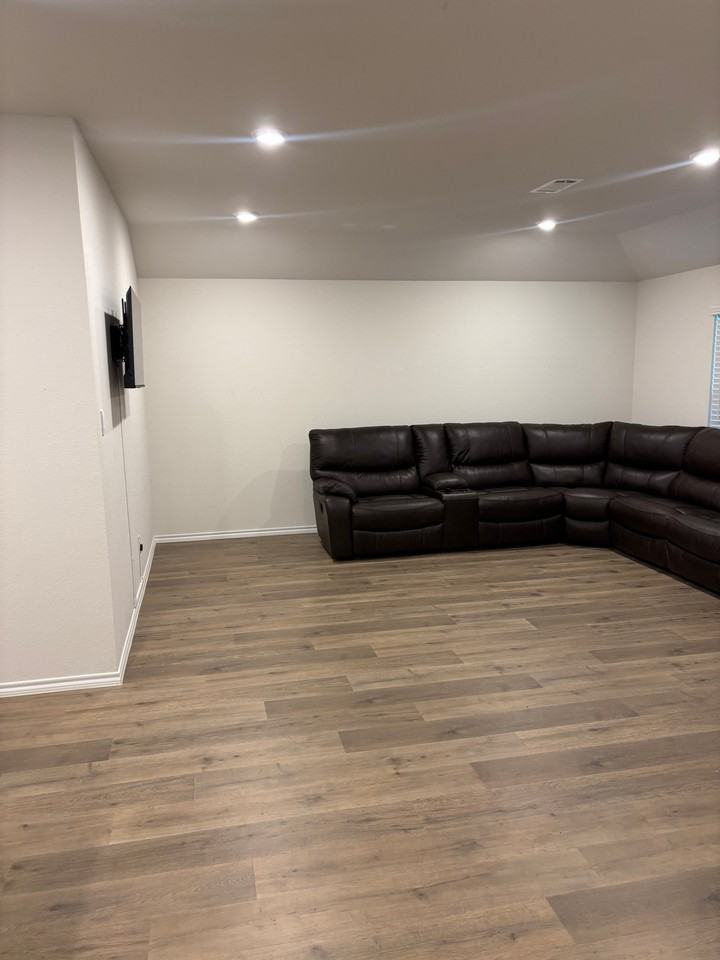 2551 Quiet Oak Ln - Photo 6 of 20
