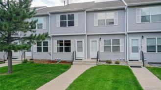 2076 Oakcrest Cir - Photo 1 of 1