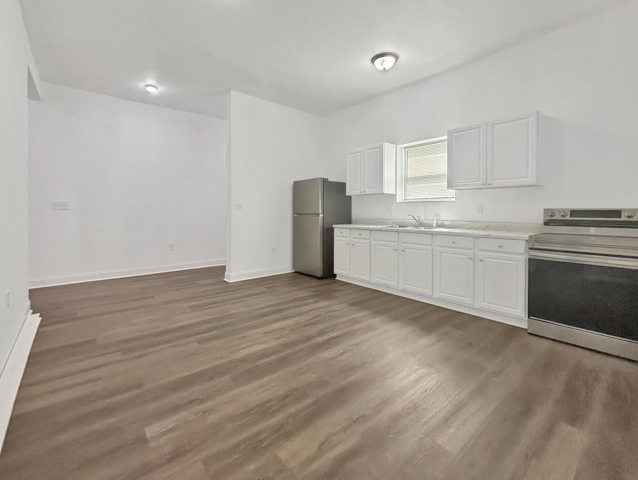 4030 N Miro St - Photo 6 of 6