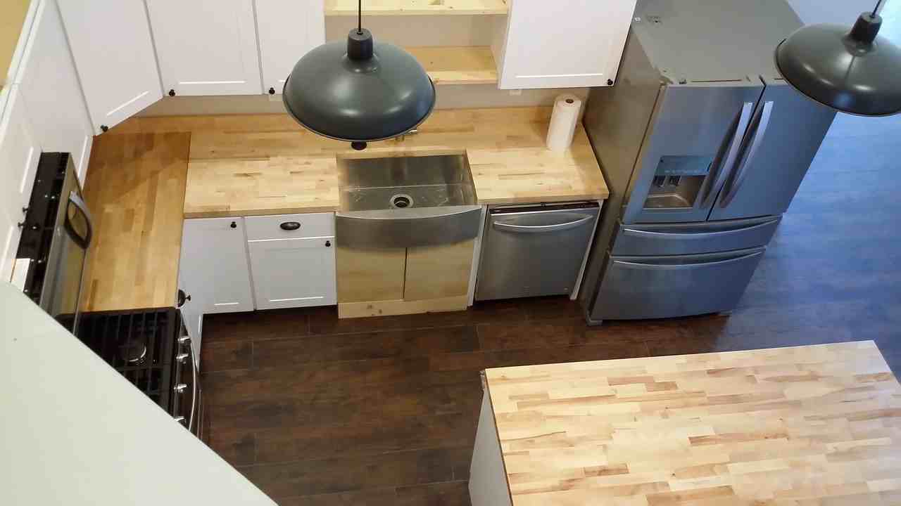 88 River Pointe Dr - Photo 3 of 17