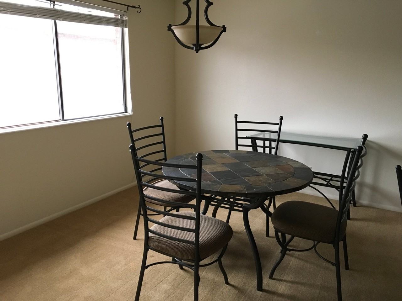 255 Se #8 - Photo 3 of 14