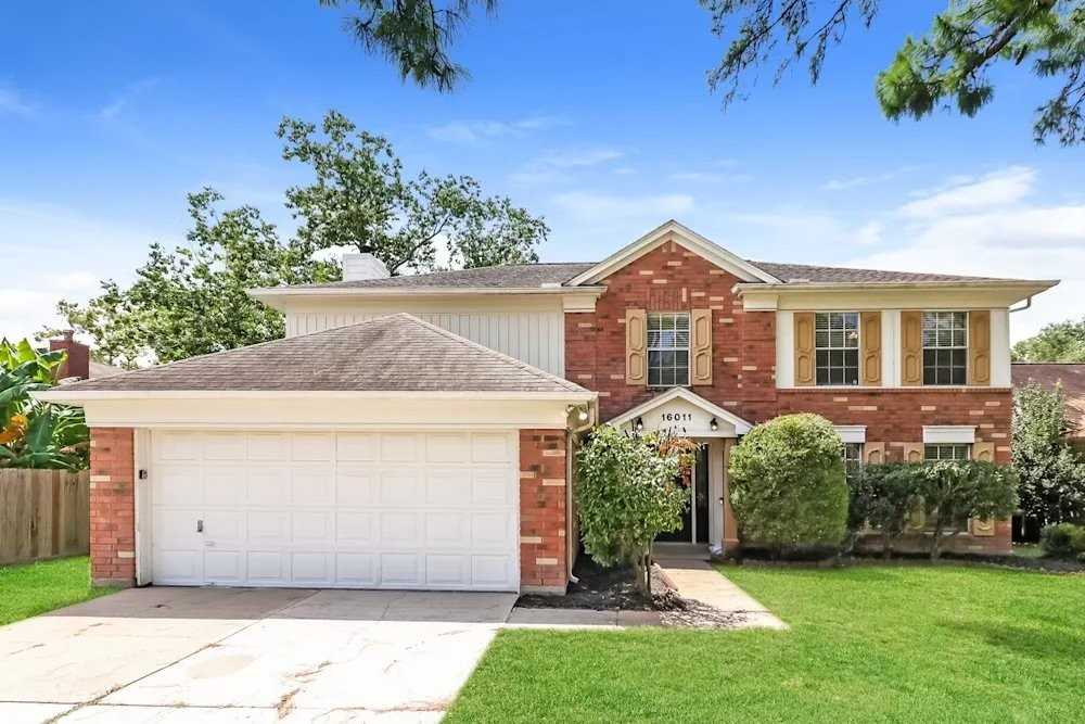16110 Sweetwater Creek Dr - Photo 4 of 10