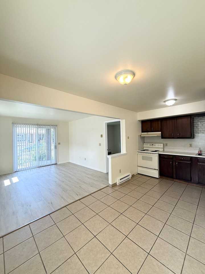 717 N Saint Elmo St #1 - Photo 4 of 14