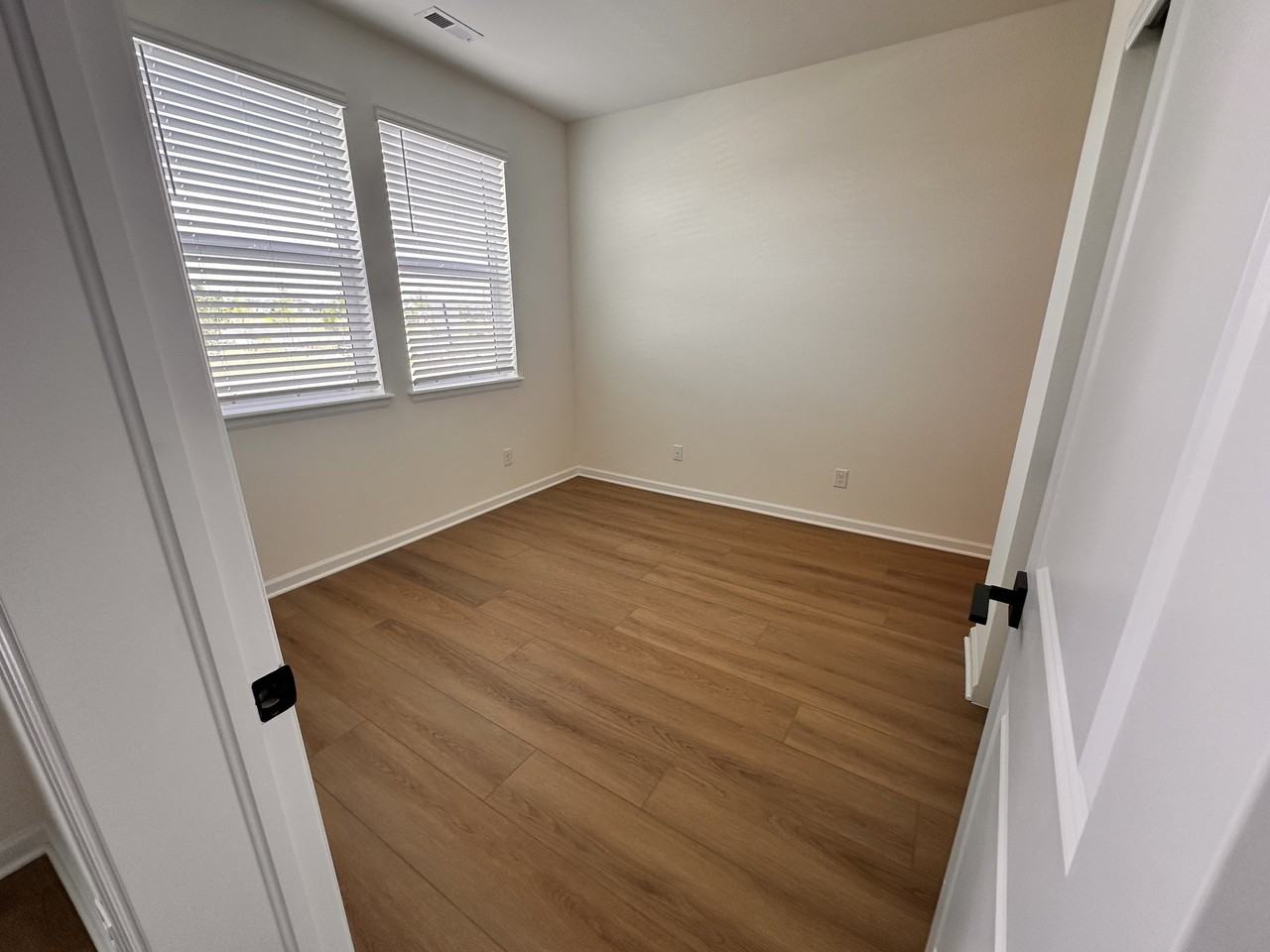 6263 N Jebel St - Photo 3 of 20