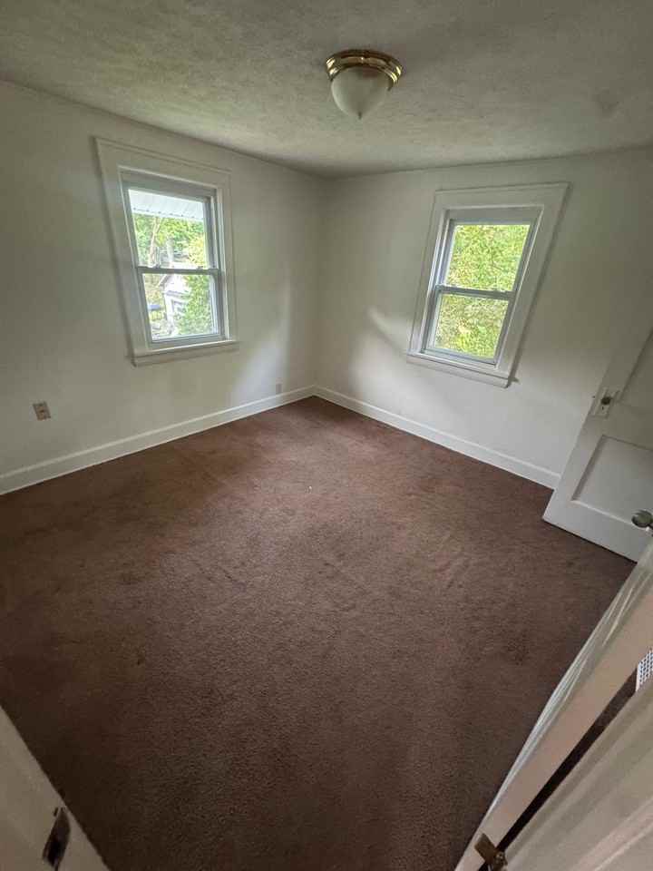 431 Noah Ave - Photo 6 of 8