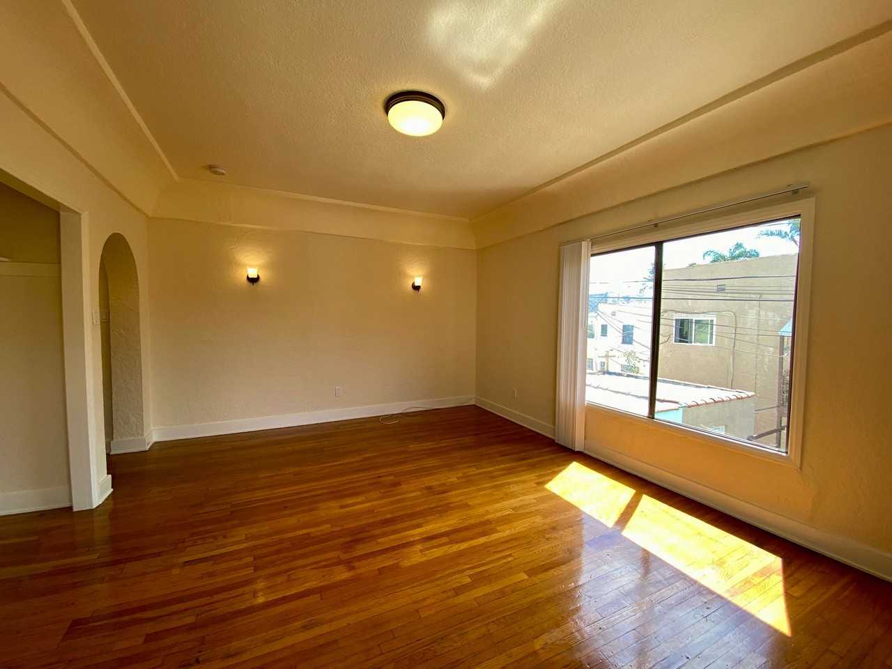 351 N Ogden Dr #7 - Photo 4 of 19