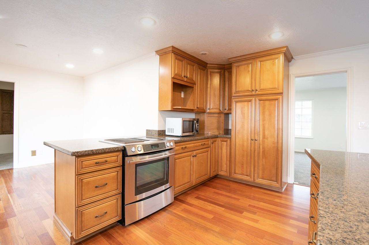 3983 Quail Ridge Dr - Photo 5 of 18