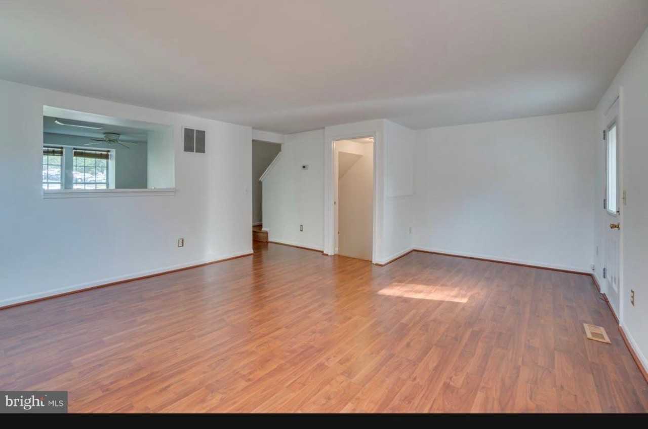 16965 Monmouth Ct - Photo 4 of 16