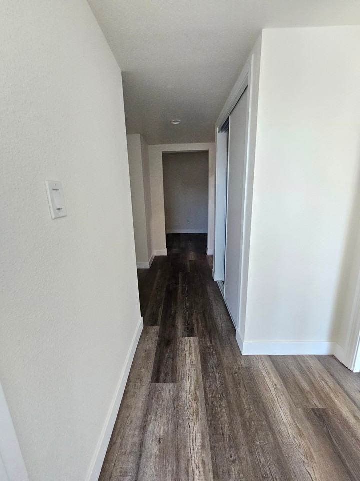 1515 Center St #5 - Photo 4 of 10