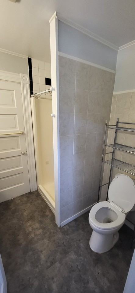 117 Spring St #3 - Photo 5 of 6