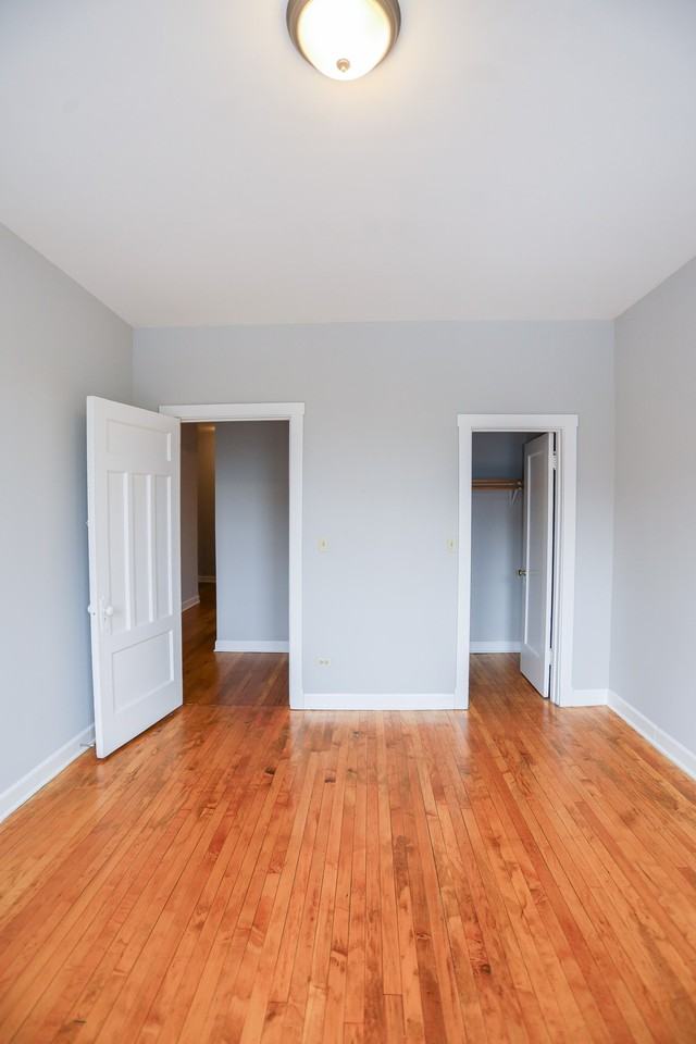 5039 N Clark St #2 - Photo 7 of 13