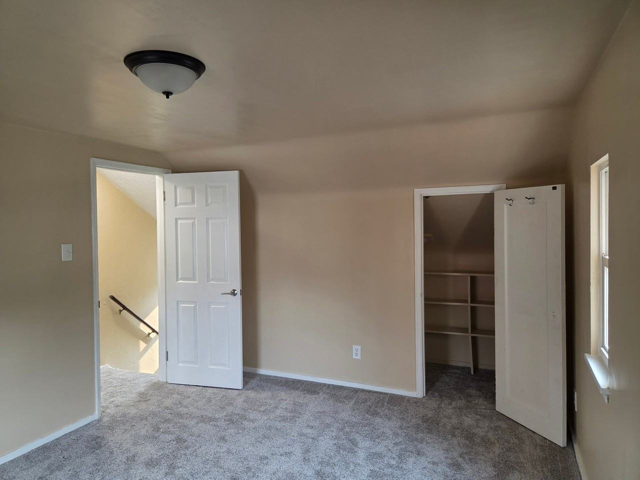 5272 Fieldcrest Dr - Photo 3 of 20