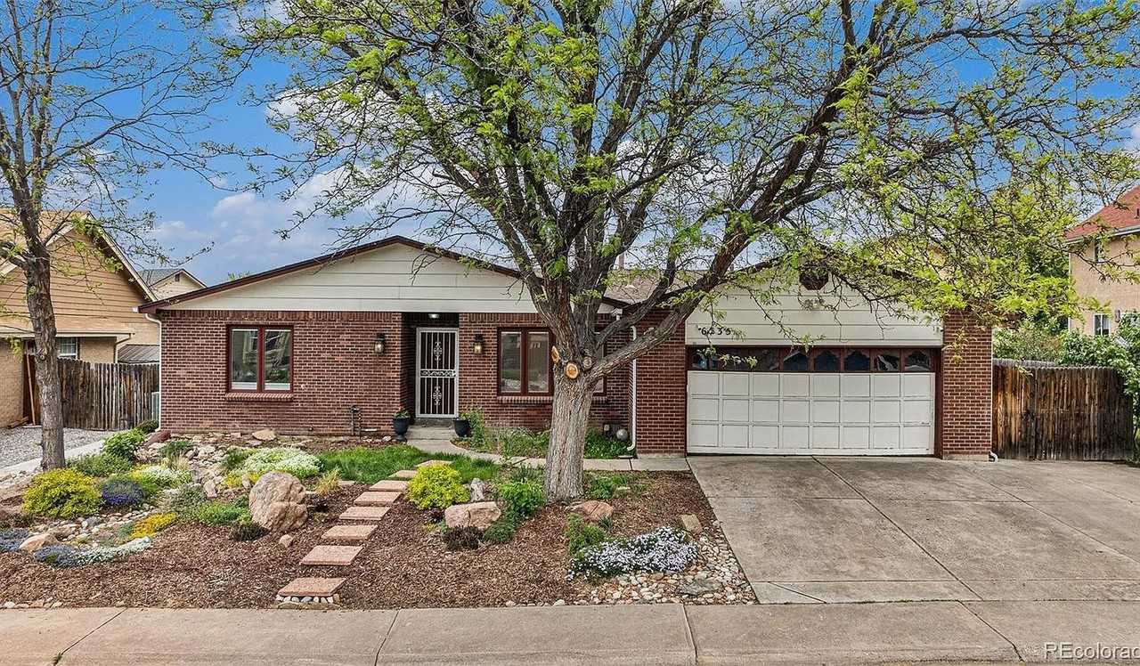6235 W Floyd Ave