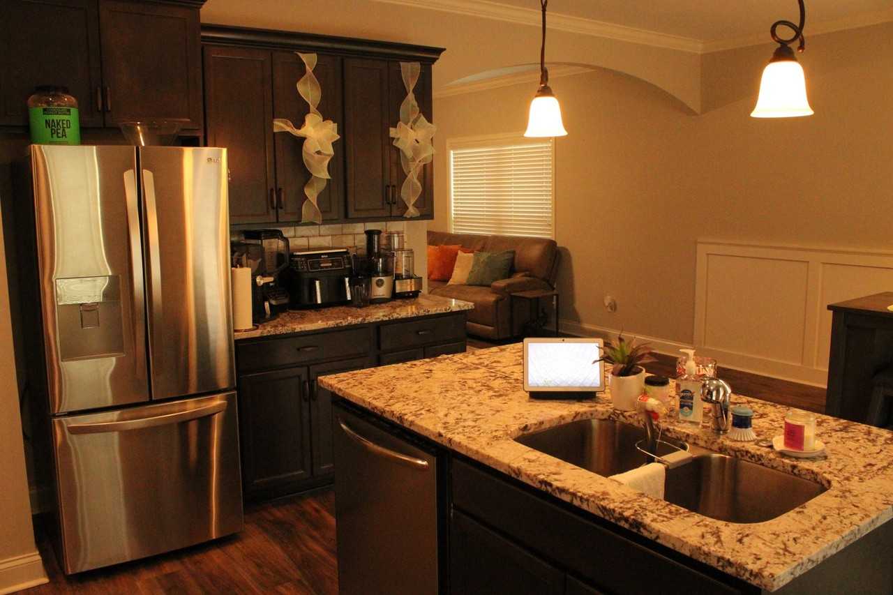 111 Sourwood Ln - Photo 6 of 19