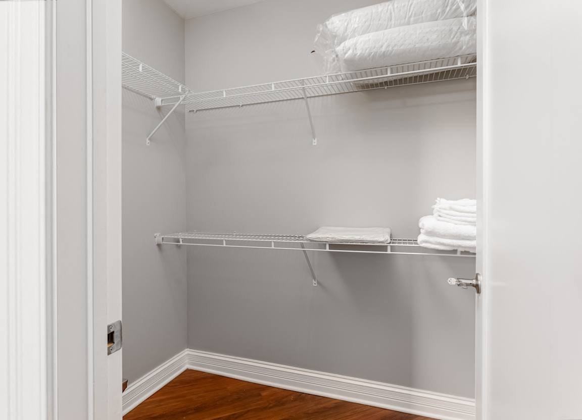 5010 N Sheridan Rd #714 - Photo 5 of 18