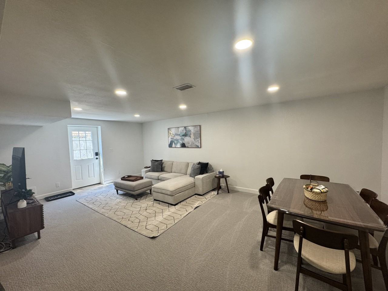 6235 W Floyd Ave