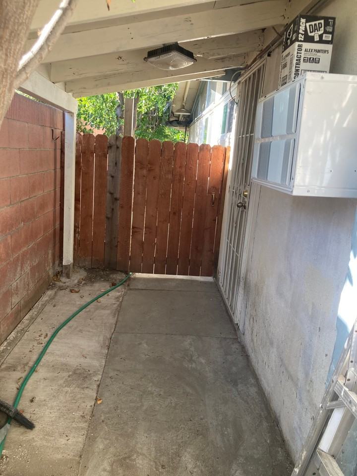 7061 Fillmore Dr - Photo 2 of 5