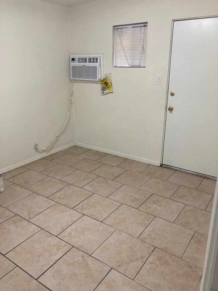 7061 Fillmore Dr - Photo 3 of 5