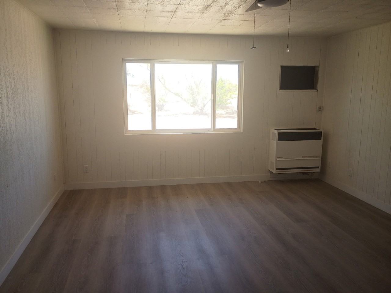 10350 Colusa Rd - Photo 3 of 13