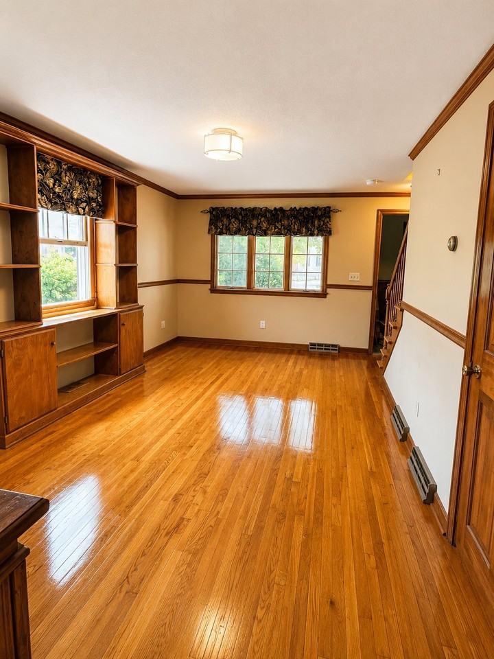1453 Carew St #2 - Photo 3 of 11