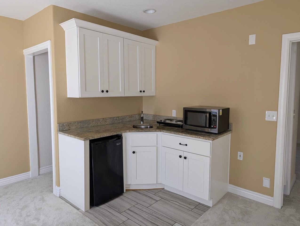 401 W Election Rd - Photo 2 of 13