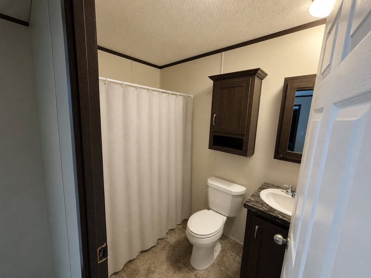 184 Lakeshore Cir #184 - Photo 6 of 11