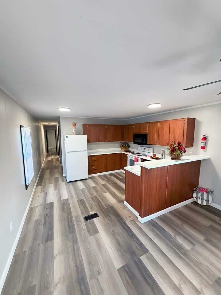 13 Deerwood Park