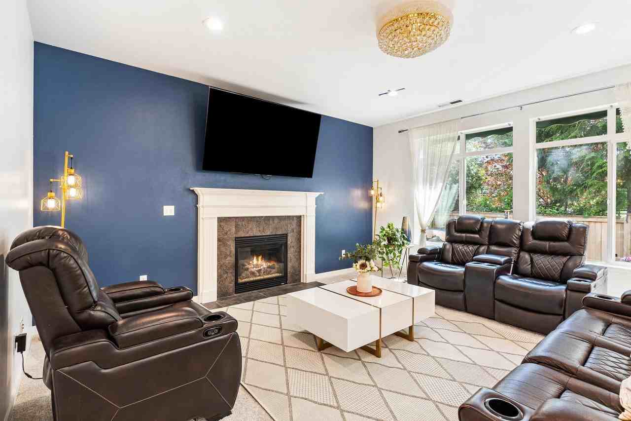 2514 96th St Se - Photo 4 of 20