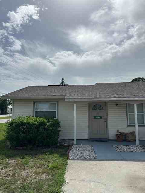 1390 Drury Ln - Photo 2 of 18