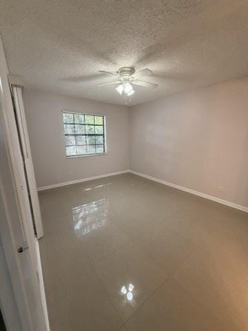 301 Norwood Ter - Photo 5 of 8
