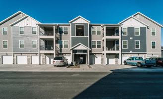 1813 W Newcastle Ln #C203 - Photo 1 of 1